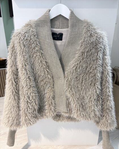 alt="Vendita online Collezione abbigliamento donna primavera estate autunno inverno"